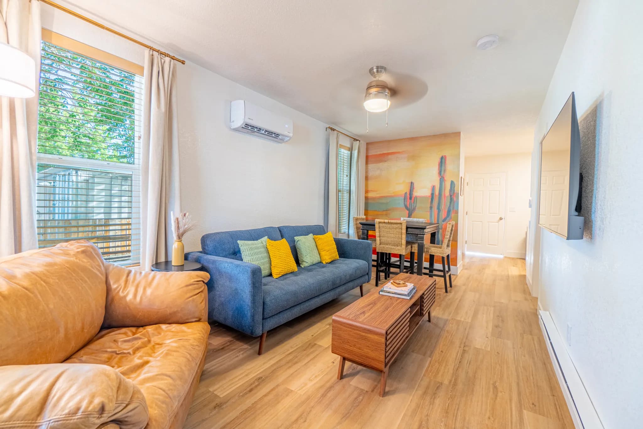 How to Furnish a Vacation Rental That Books