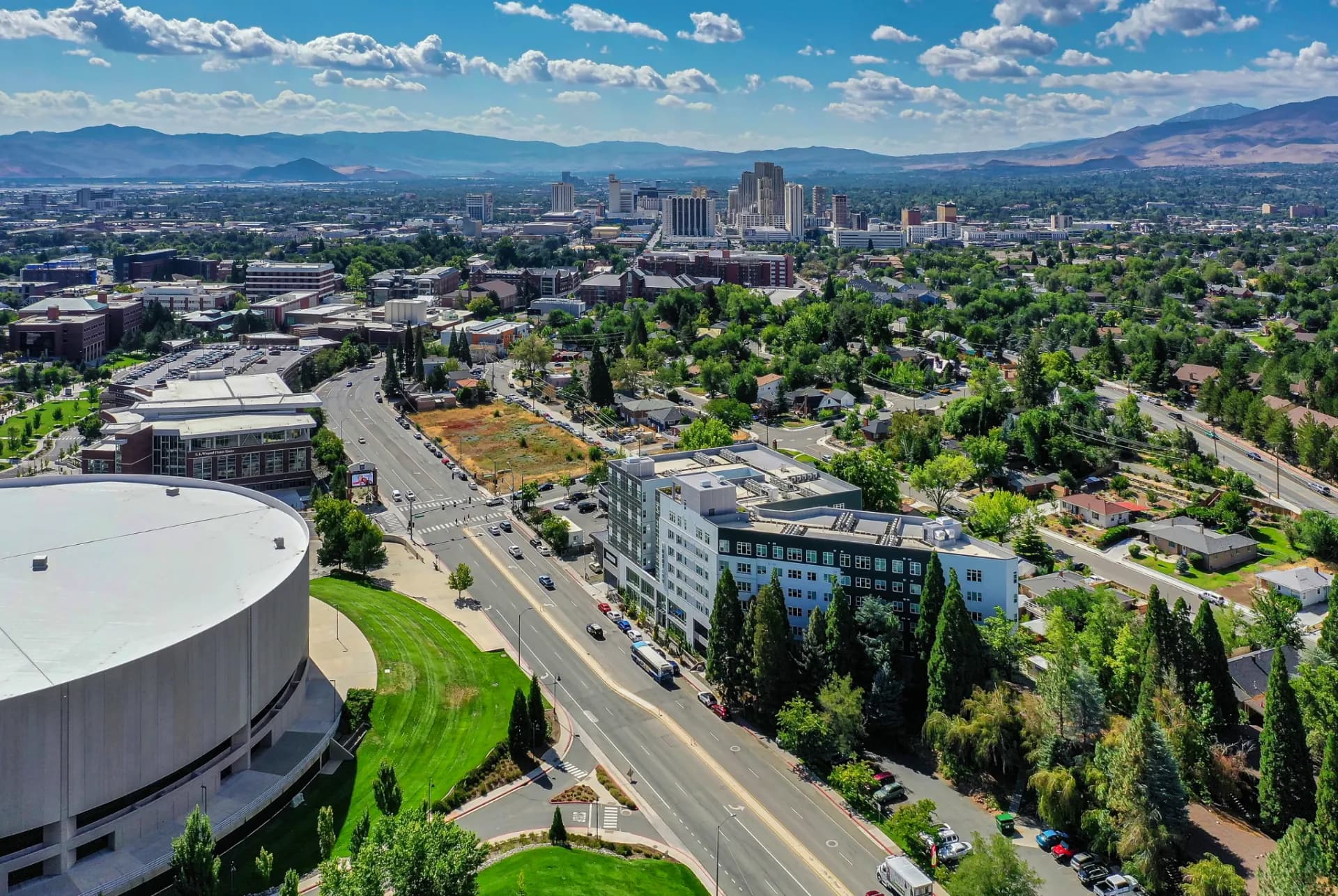Mid-Term Rentals in Reno: The Travel Nurse Strategy, Explained